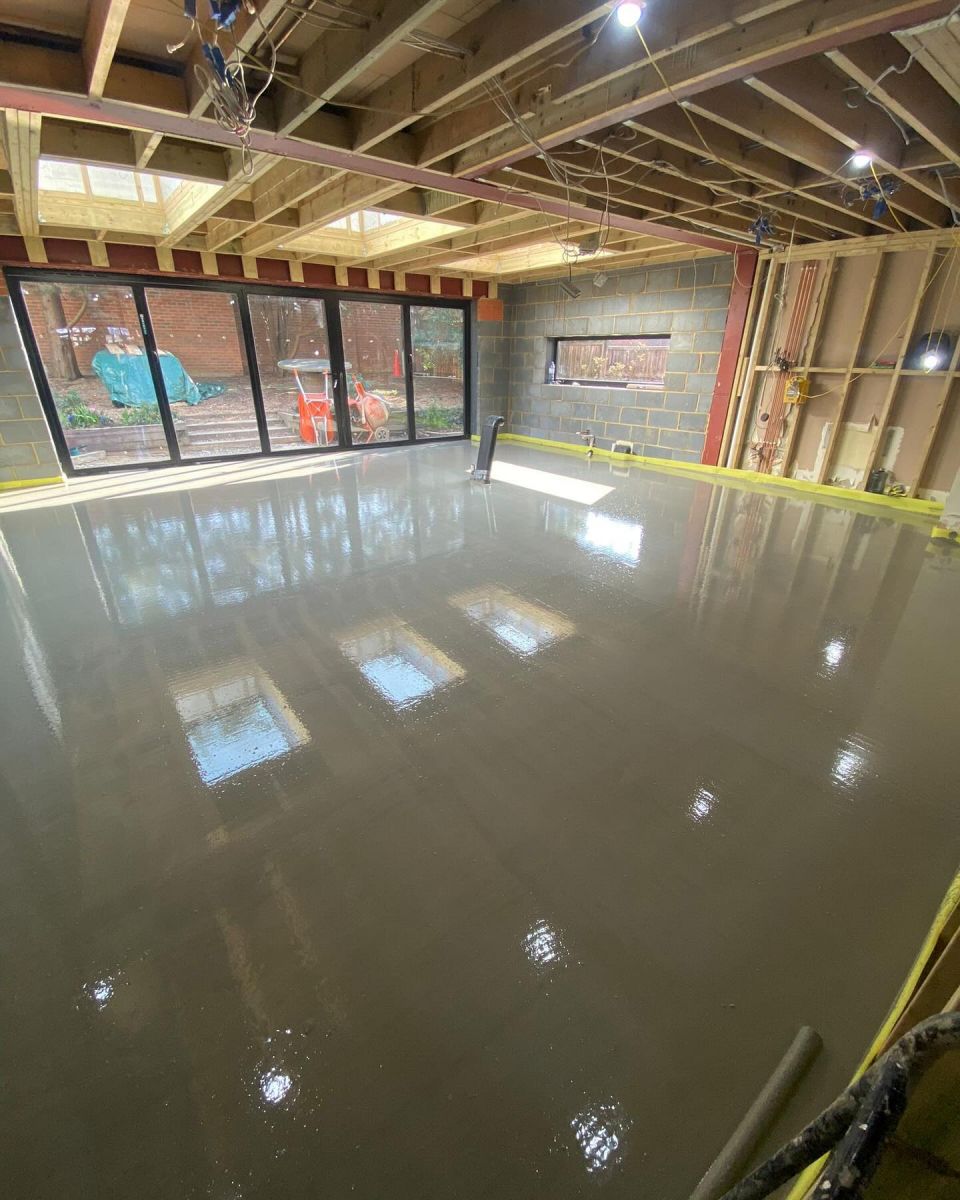 How To Choose A Screeding Company In London?